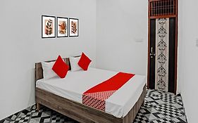 Hotel O Sparrow House Residency